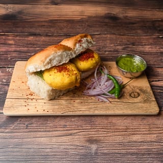 Vada Pav 2pc